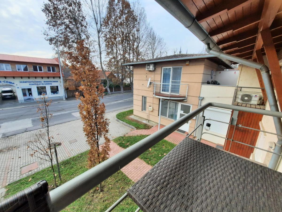 Ferienwohnung Foki Apartman Siófok Exterior foto